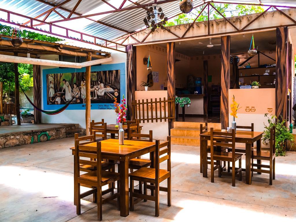 Yaxche Centro Y Albergue